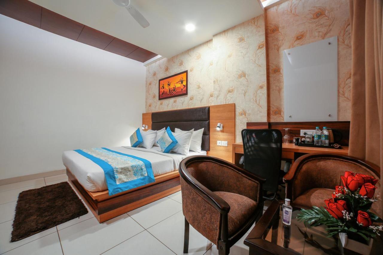 Hotel Grand Regency By Jmd Group Near Delhi Igi Airport New Delhi Exteriör bild