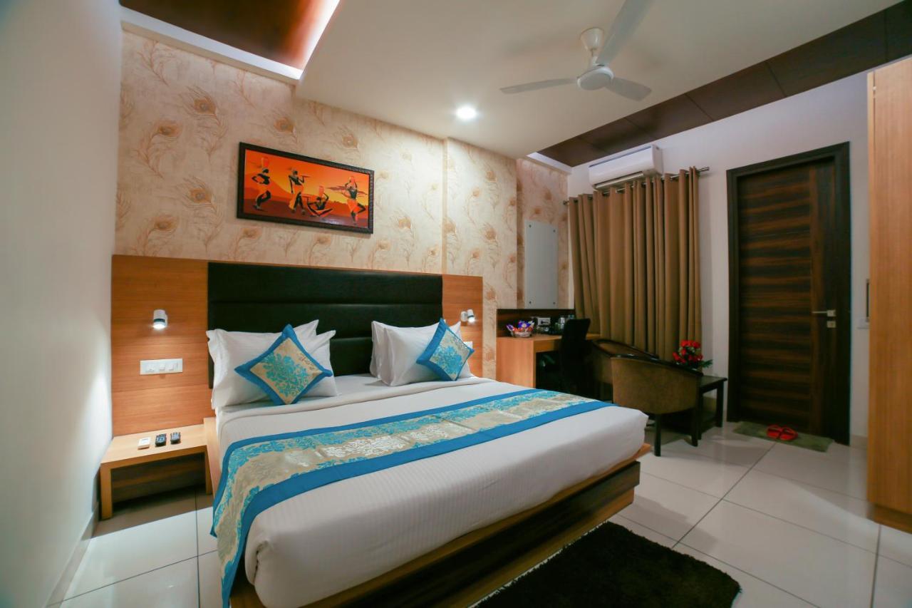 Hotel Grand Regency By Jmd Group Near Delhi Igi Airport New Delhi Exteriör bild